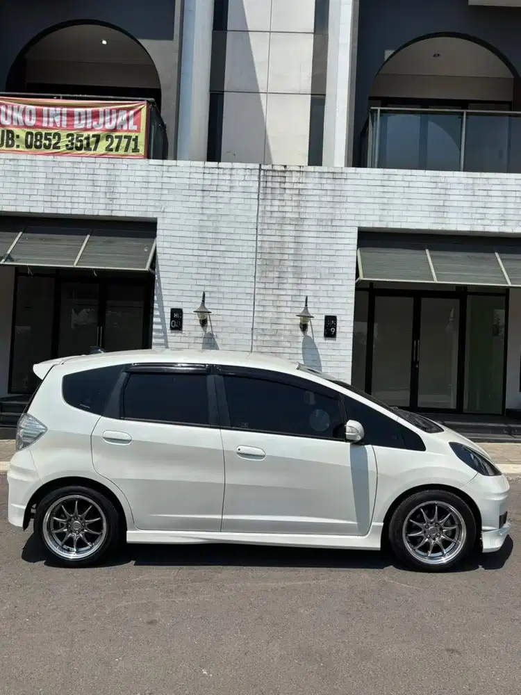 Honda Jazz 2011 Bensin