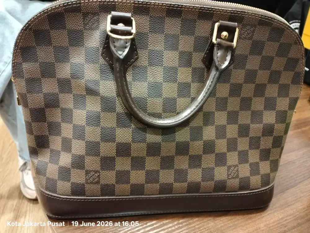 Louis Vuitton Alma PM Handbag