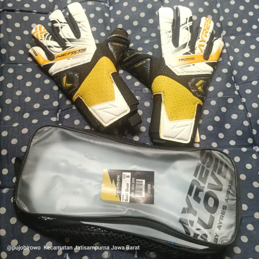 Sarung tangan kiper ayres size 8