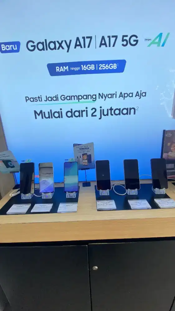 Samsung Galaxy baru dan lengkap