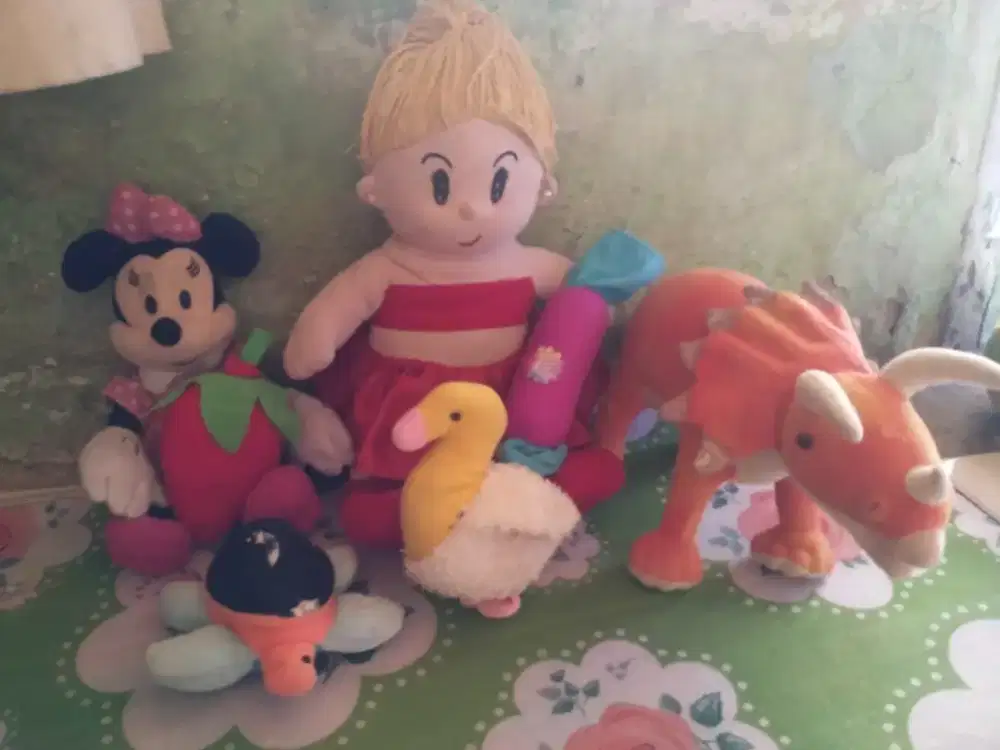boneka anak masih bagus