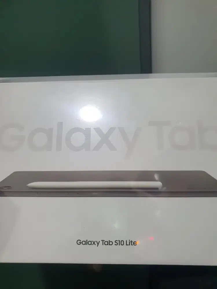 Samsung Tab S10 lite Wifi Free Keyboard cover
