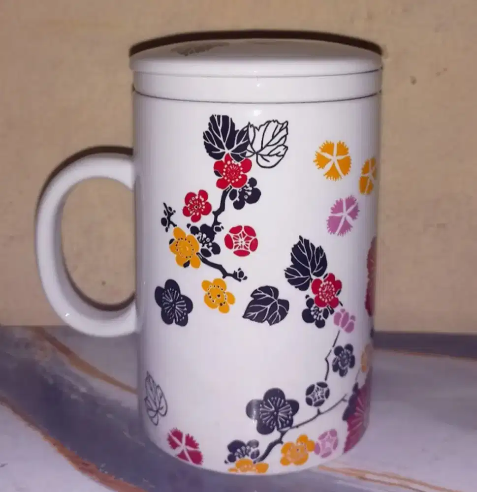 Mug Teh Keramik dengan Saringan