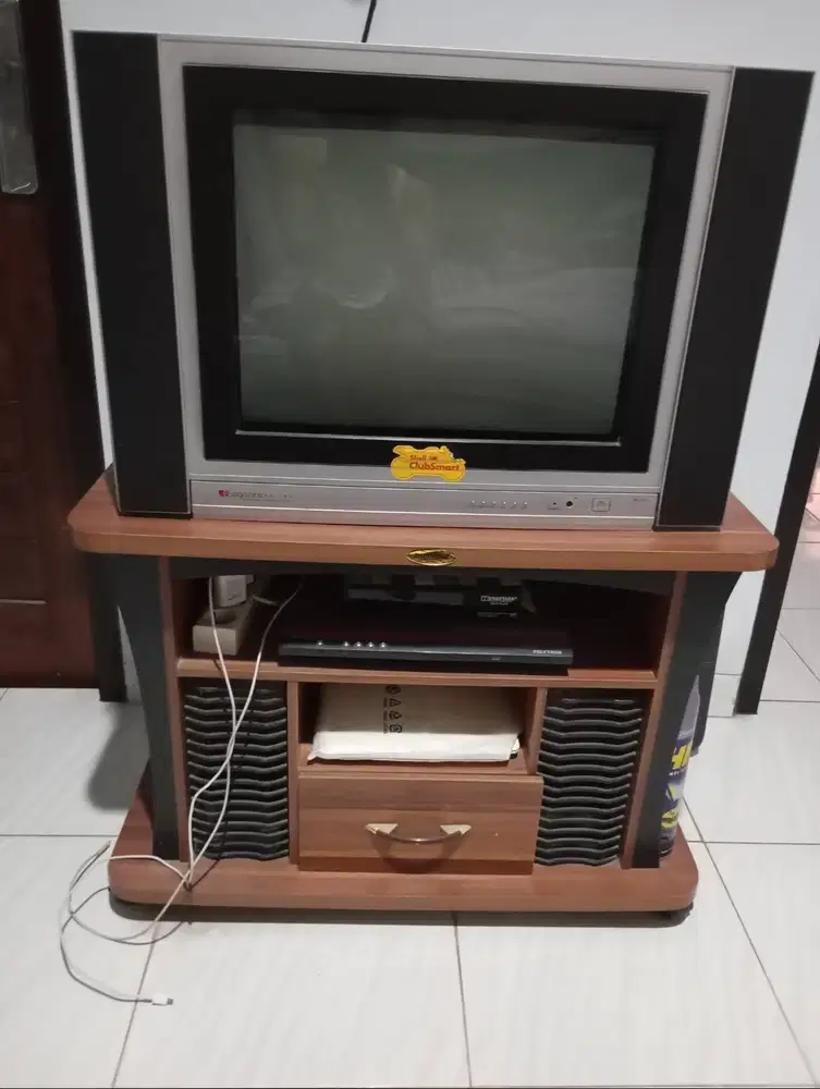 Jual satu set Rak TV dan TV dan VCD