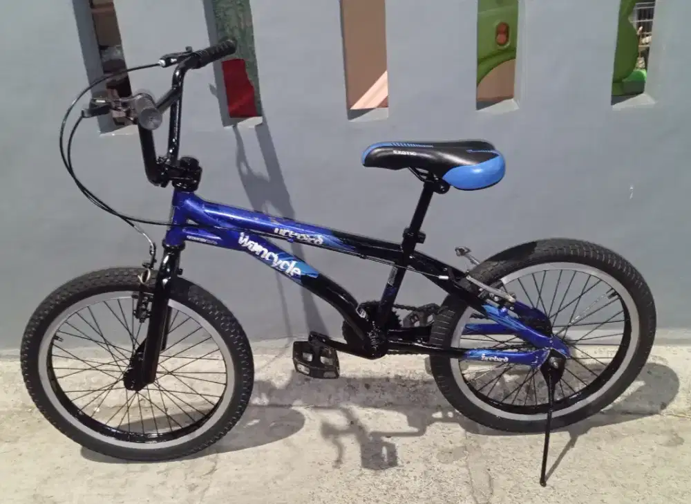 Sepeda BMX ukuran 20 kondisi normal