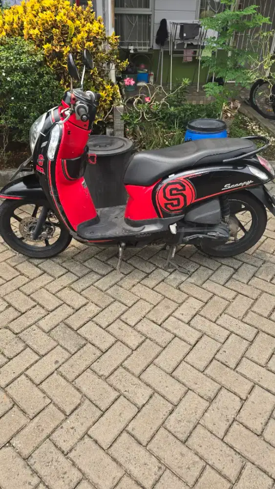 Dijual Honda Scoopy FI tahun 2015