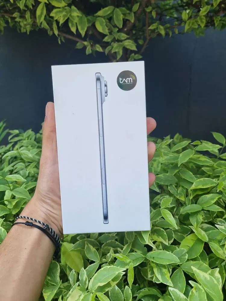 IPHONE AIR 256GB NEW  GARANSI RESMI