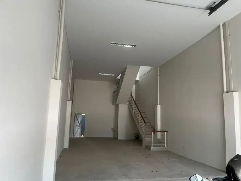 Gudang Brand New Bizpark Cakung – 2 Lantai, Sewa 285 Juta/Tahun