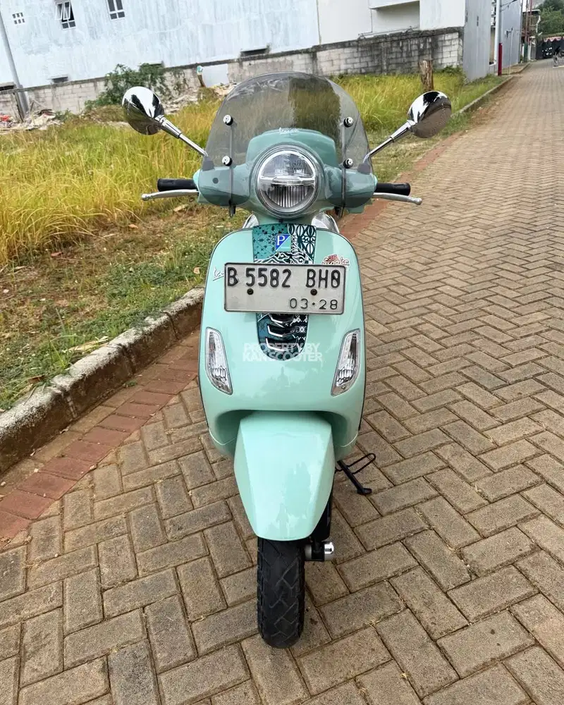 PIAGGIO VESPA LX 125 iGET FACELIFT BATIK LIMITED EDITION 2022