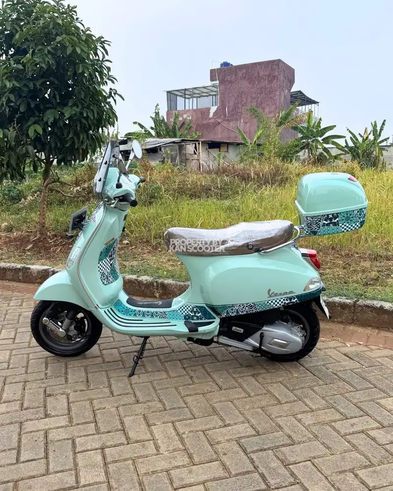 JUAL MURAH VESPA LX 125 iGET FACELIFT BATIK LIMITED EDITION 2022 MULUS