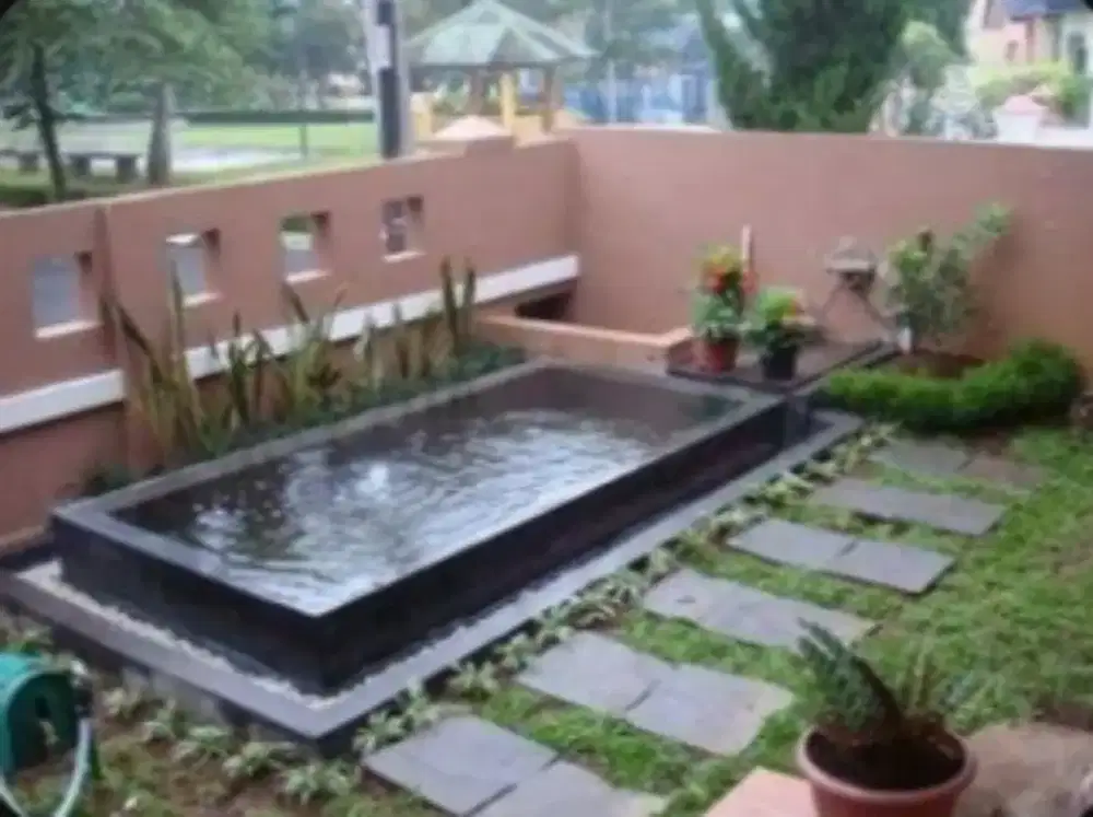 Kolam ikan koi minimalis