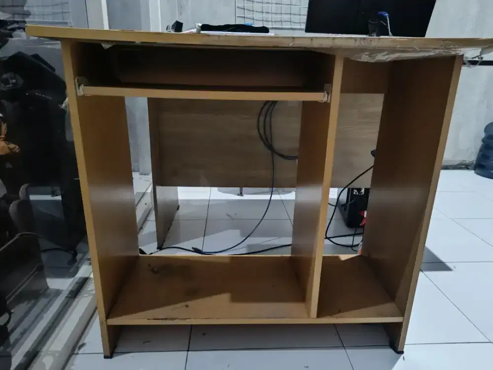 DIJUAL MEJA KOMPUTER MERK ACTIV FURNITURE