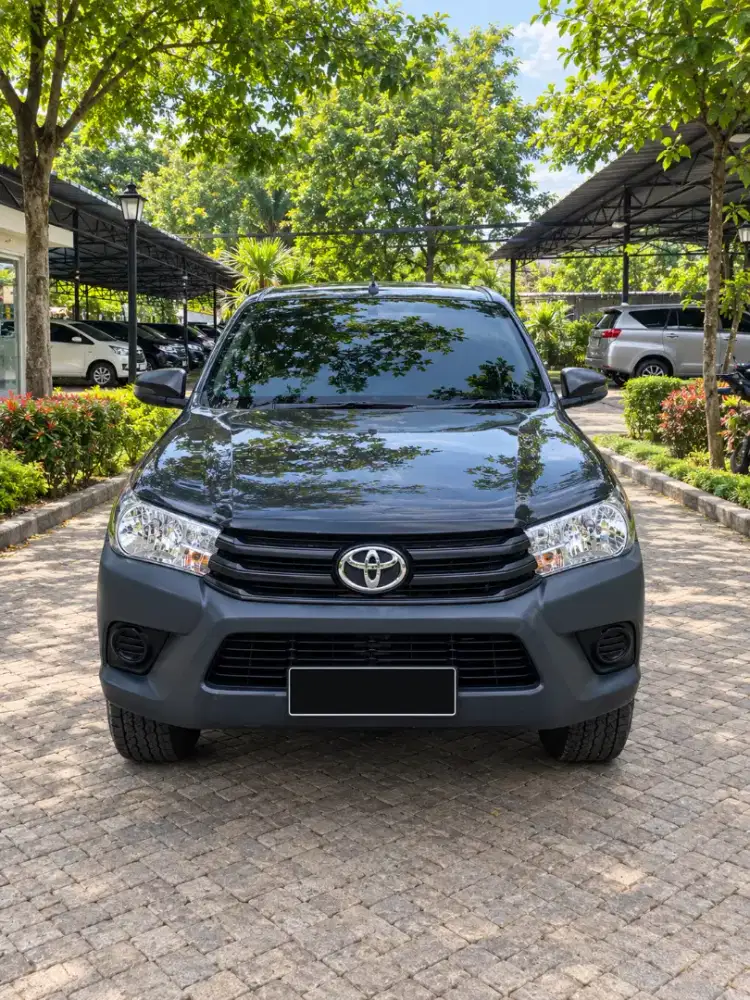 Hilux SC manual 4x2 tahun 2022