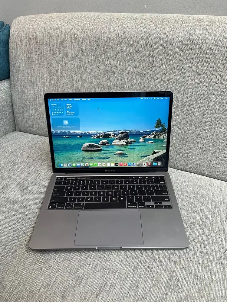 MACBOOK PRO M1 13INCH RAM 16GB SSD 256GB MULUS