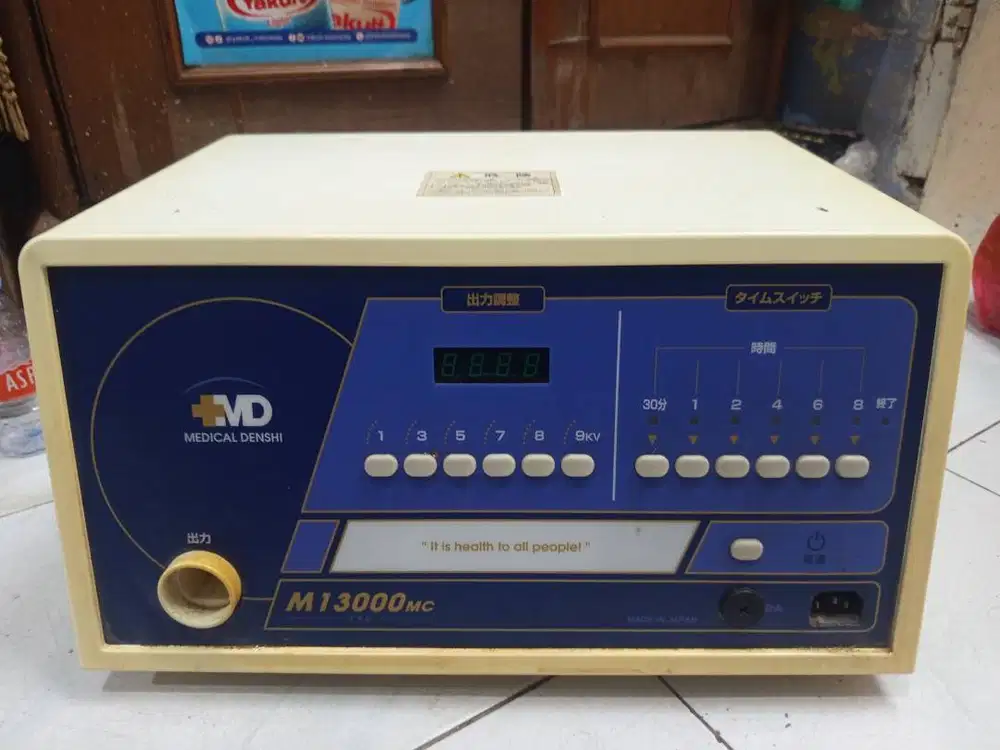 Mesin terapi medan elektrostatik Medical Denshi Medic M13000 mc