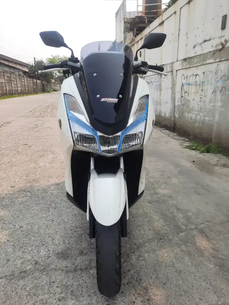 Di jual Yamaha Lexi