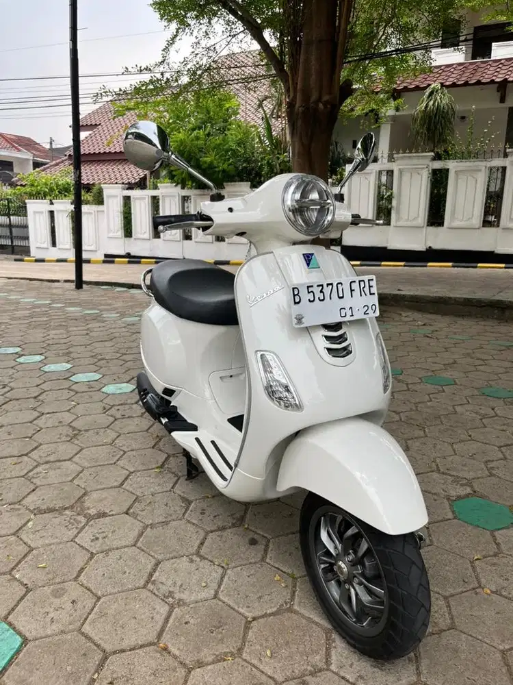 for sale vespa lx 125 km 7000