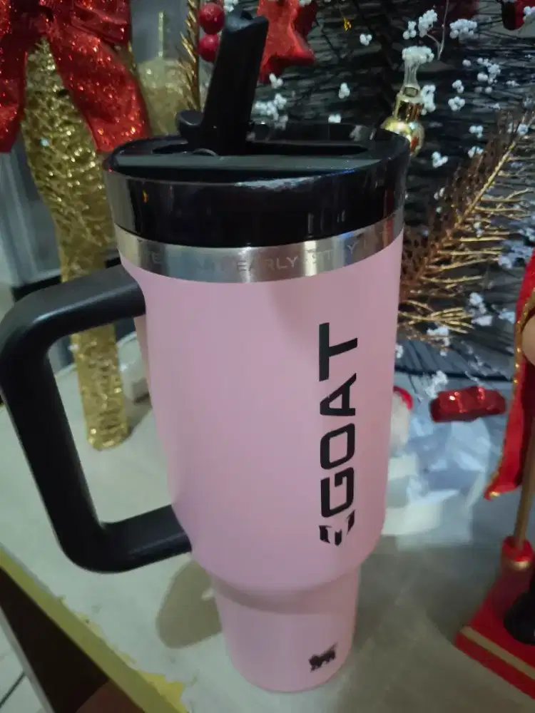 TUMBLER STANLEY GOAT 40 oz Messi