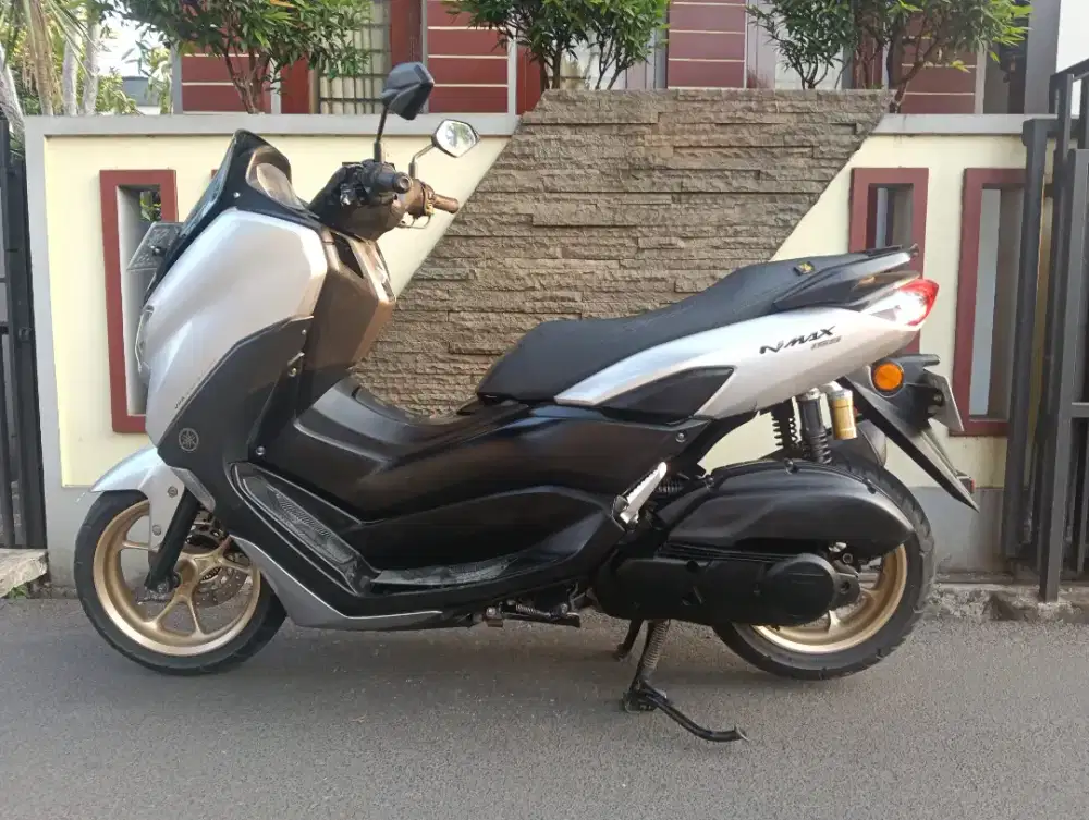 READY #1 UNIT NMAX NEW TYPE KEYLESS TAHUN 2020
