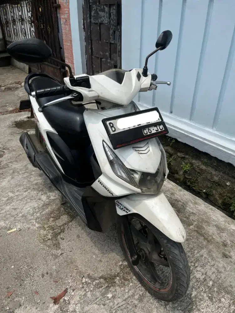 Honda Beat 2011 Putih