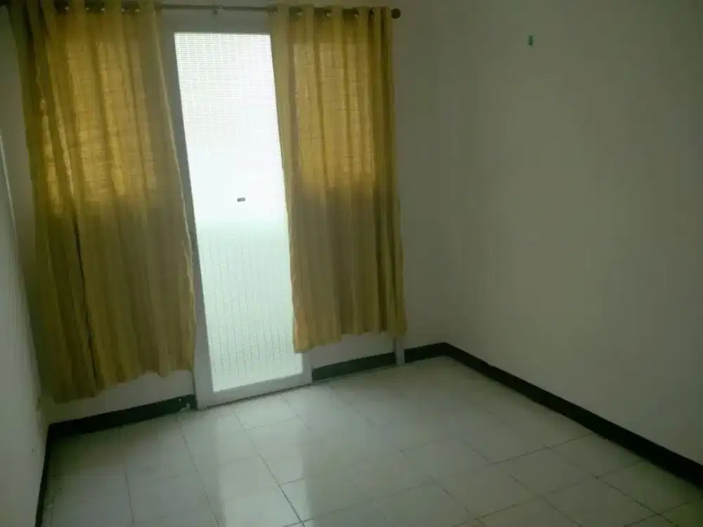 Apartemen Sentra Timur Residence – Lantai 12, 2 KT, View Pool