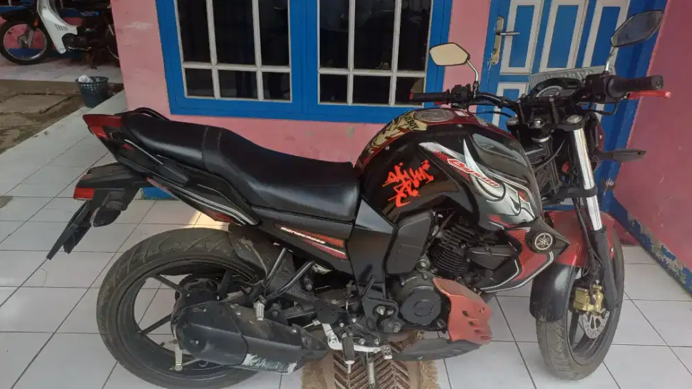 Yamaha Byson (2015) - Rawatan Apik, Surat Lengkap, Pajak Hidup
