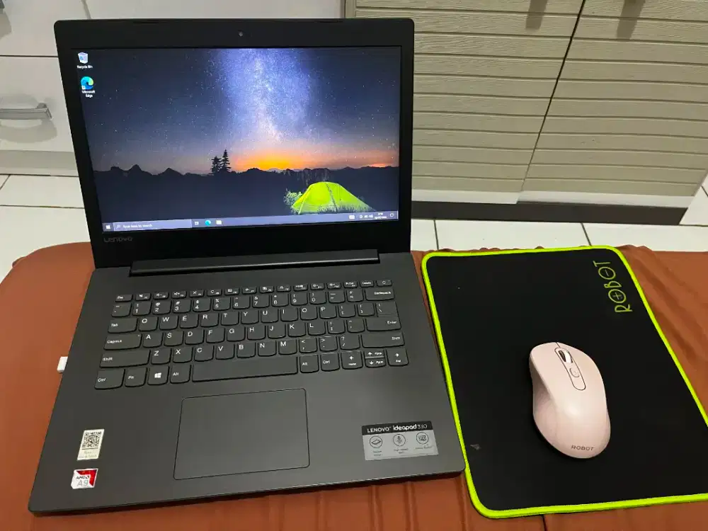 Lenovo Ideapad 330 (HDD 1TB+SSD 128gb ram 4)