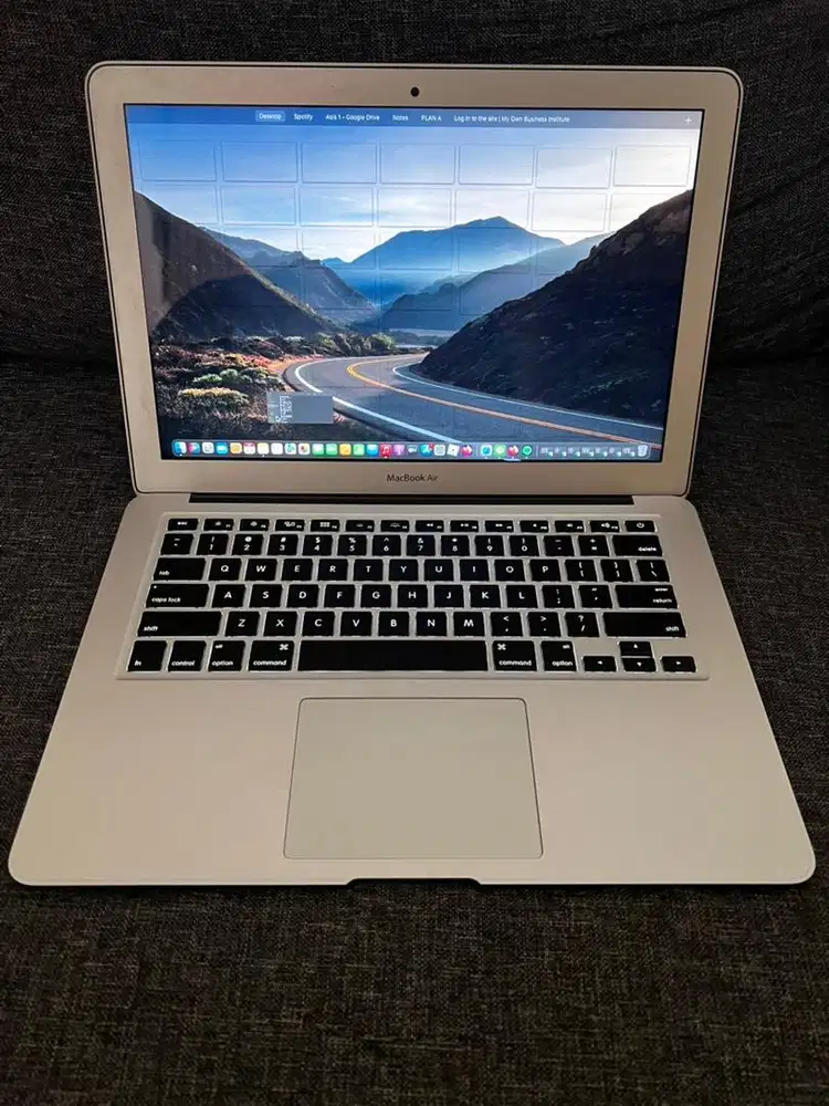 Jual Macbook Air 2017
