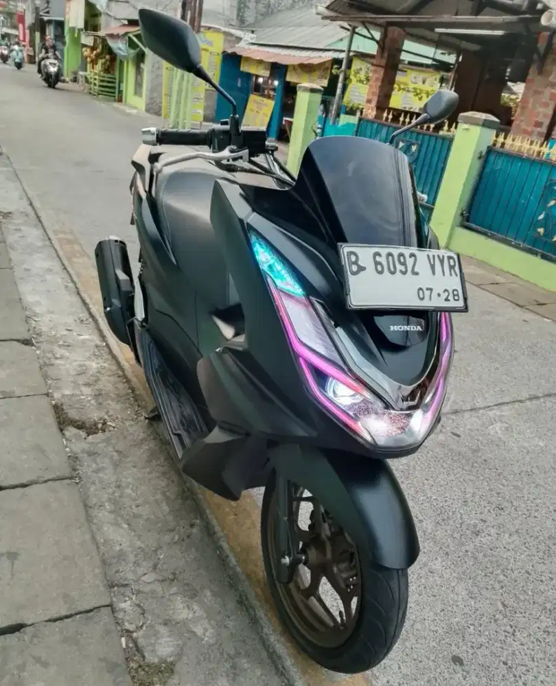 PCX 160 Abs cust dual bi-led aes