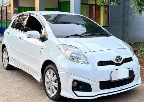 Toyota Yaris S AT 2012 – Putih | Cat Ori