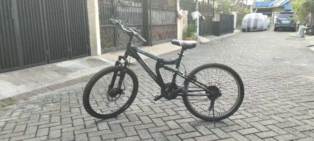 sepeda gunung mtb fullsus united uk 24