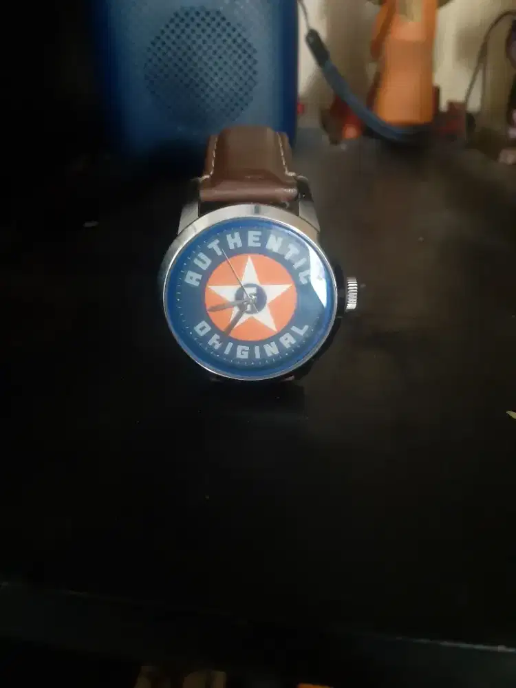 Jam fossil spesial edition