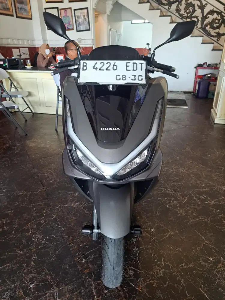 DP PROMO PCX 160CBS TH2025 PAJAK HIDUP MESIN ADEM SUDAH GANTI OLI BARU