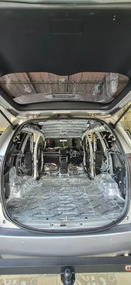 Spesialis peredam mobil home service
