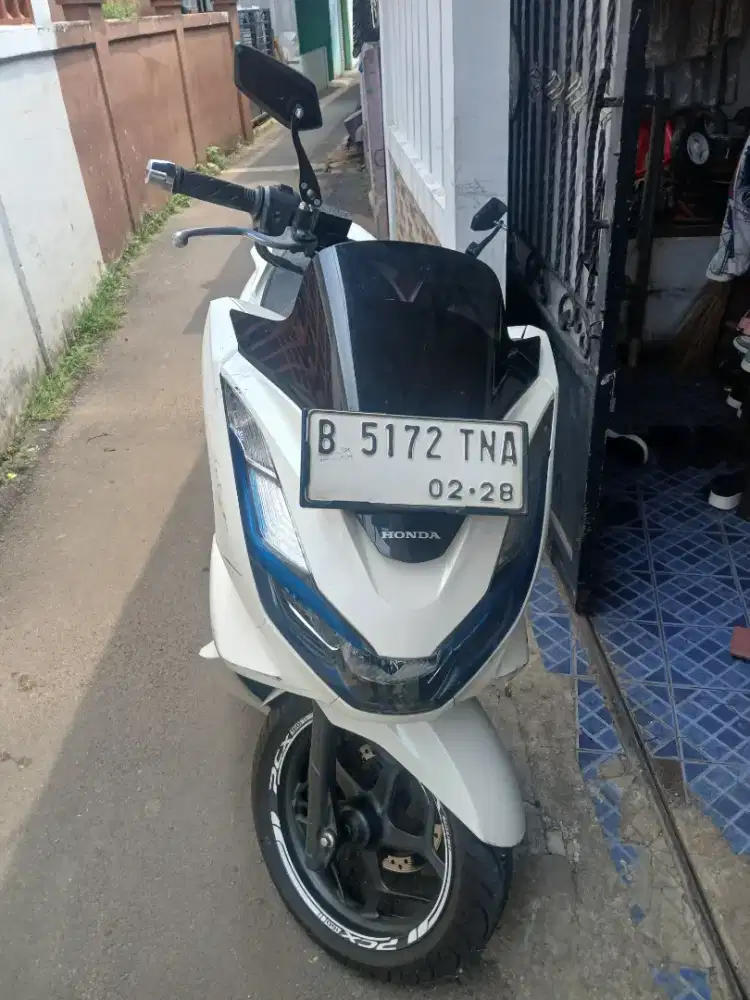 HONDA PCX 160 CBS TAHUN 2023