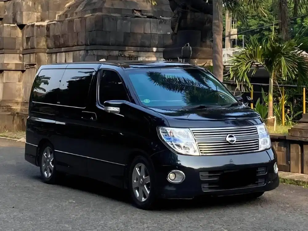 Elgrand HWS 2.5 2009/08 Hitam Antik Low KM CASH