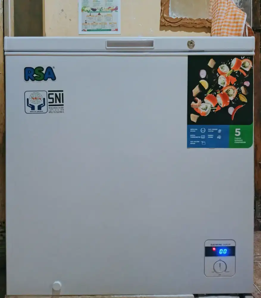 DIJUAL FREEZER RSA GEA CF-210 – SECOND