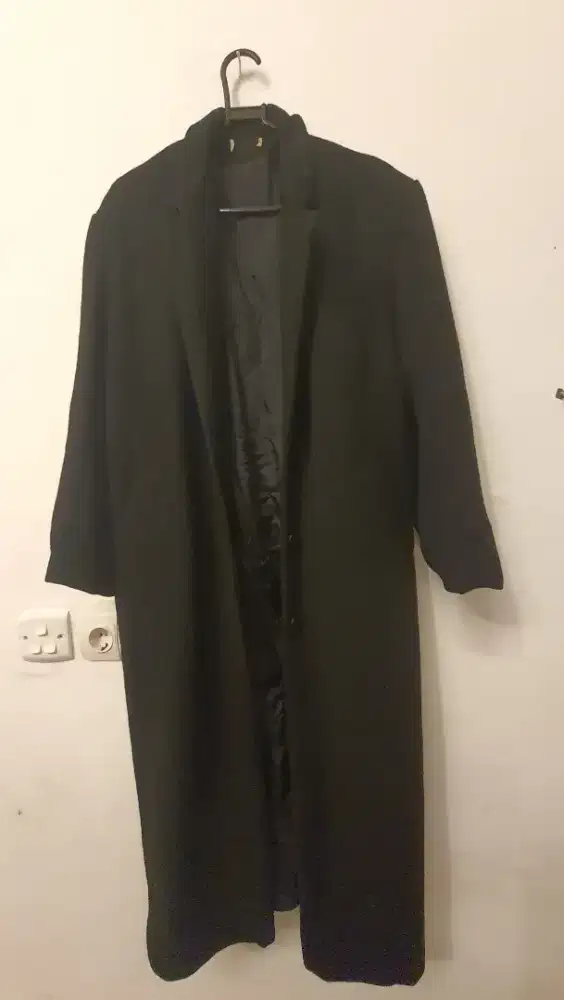 Long Coat Wool import hitam