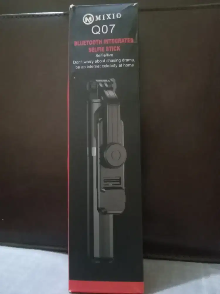Tongsis Tripod Mixio Q07