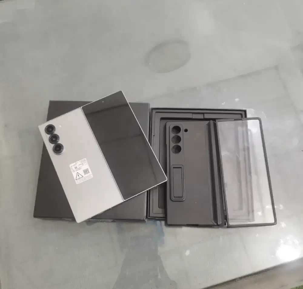 Samsung Z fold 6 12/512gb