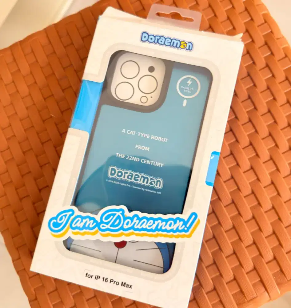 Casing Magnetic Iphone 16 PM DORAEMON Original