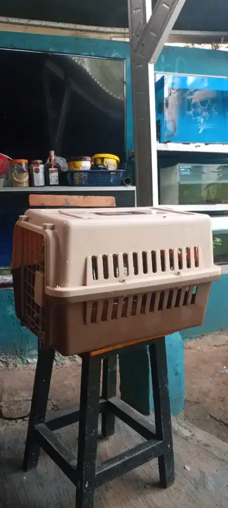 Pet cargo preloved