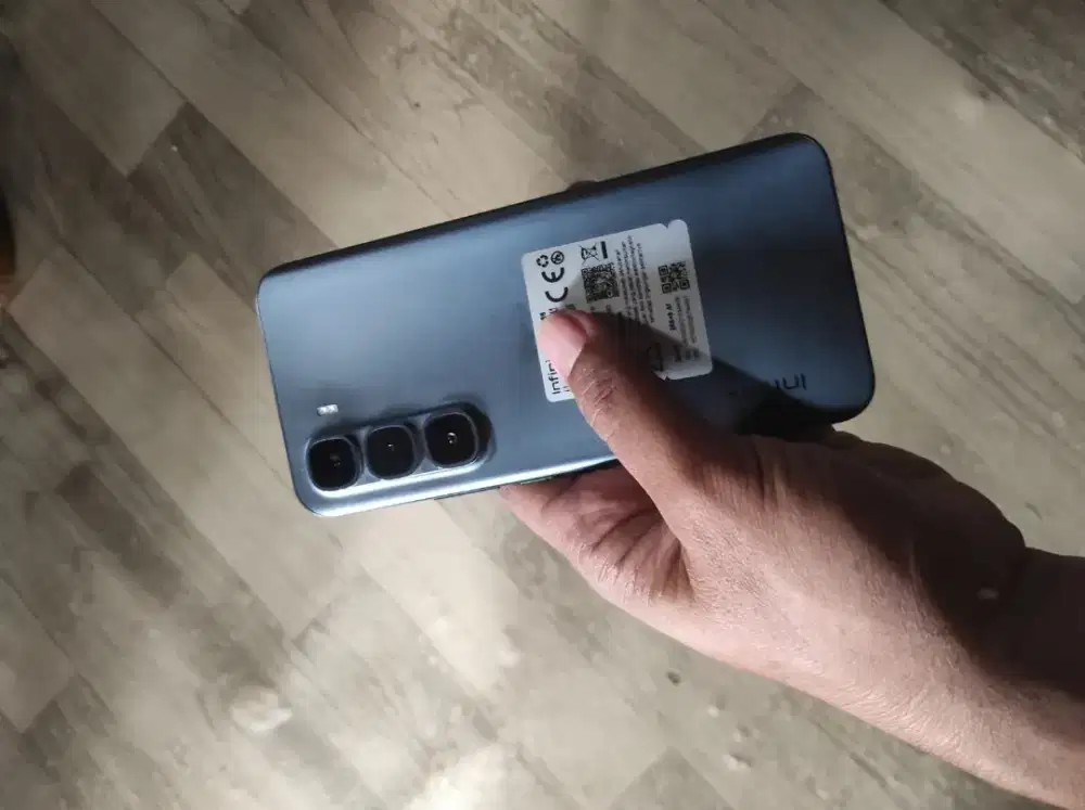 Infinix hot 60 pro+ 8/256