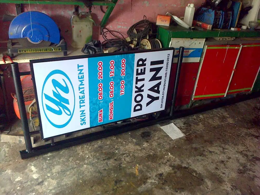 Bikin Neonbox, papan nama, reklame, huruf timbul akrilik, stiker dll