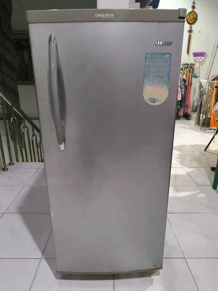 kulkas samsung bekas