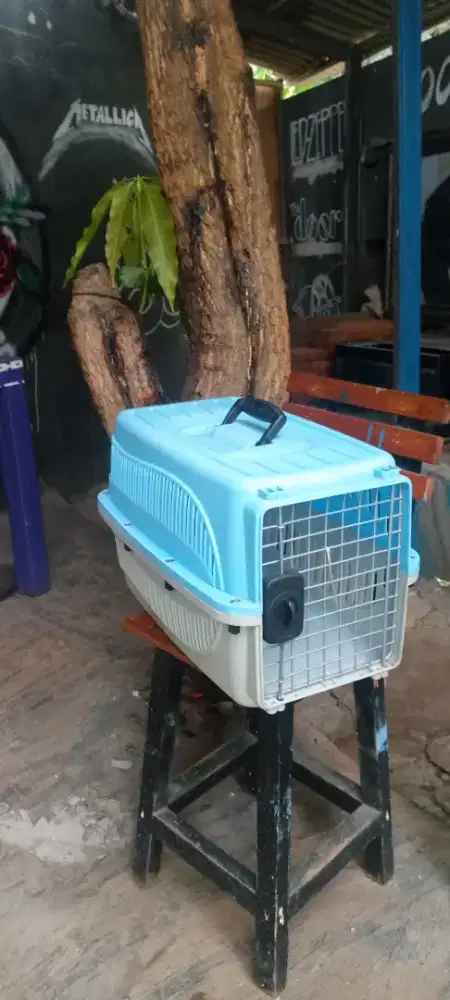 Pet cargo preloved