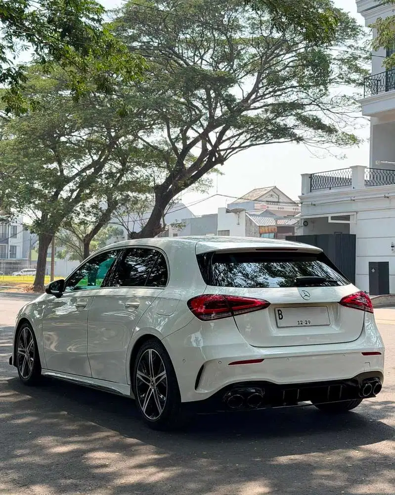 Mercedes-Benz
A200 Hatchback MBUX 1.3 Progessive Line 2020