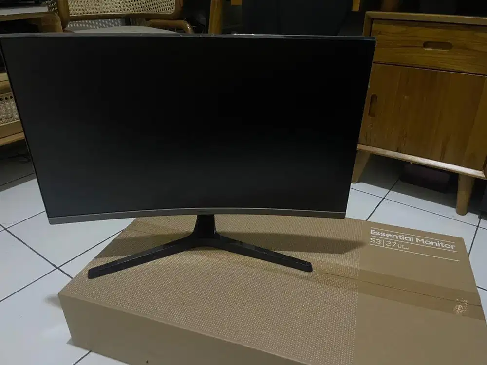 Monitor Curved samsung 27in like new