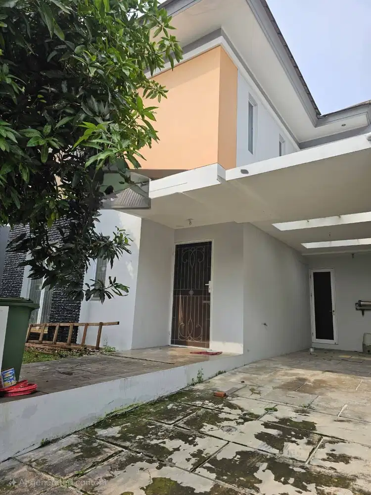 Rumah Premier Park 1, Modernland. Tangerang. LT 200m2