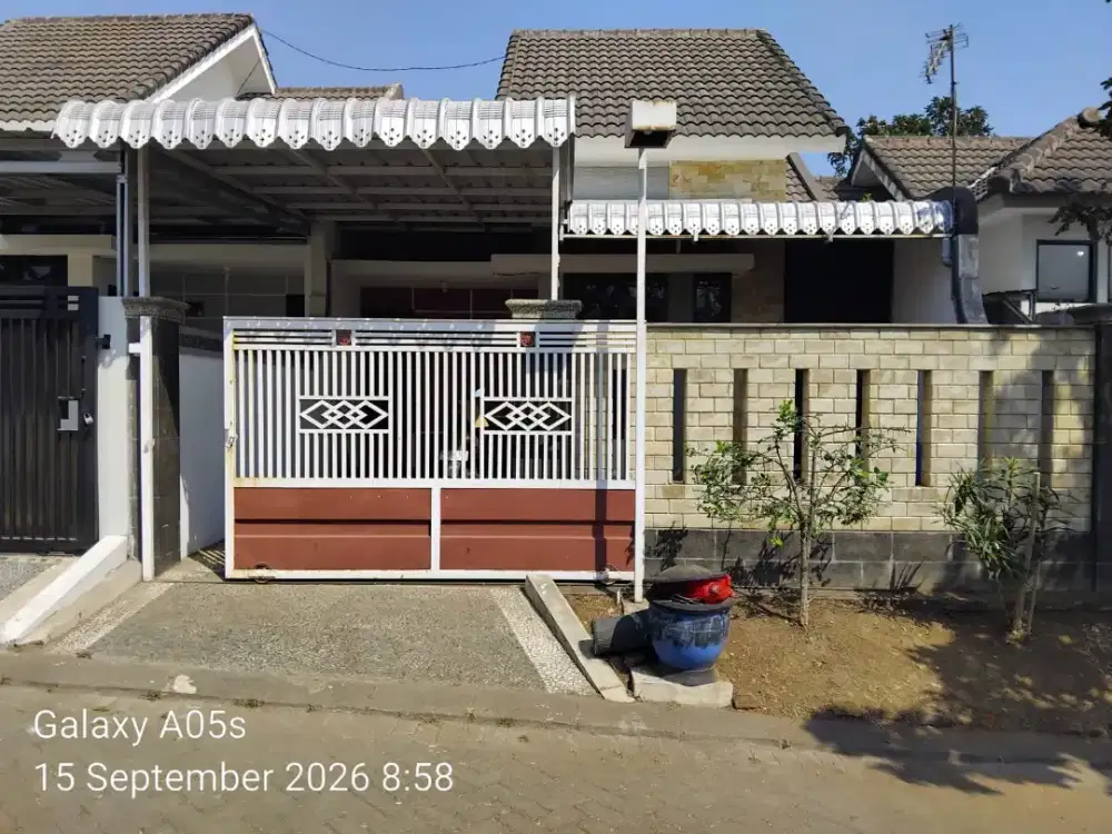 DIJUAL RUMAH SIAP HUNI PERUMAHAN VILLA BUKIT TIDAR